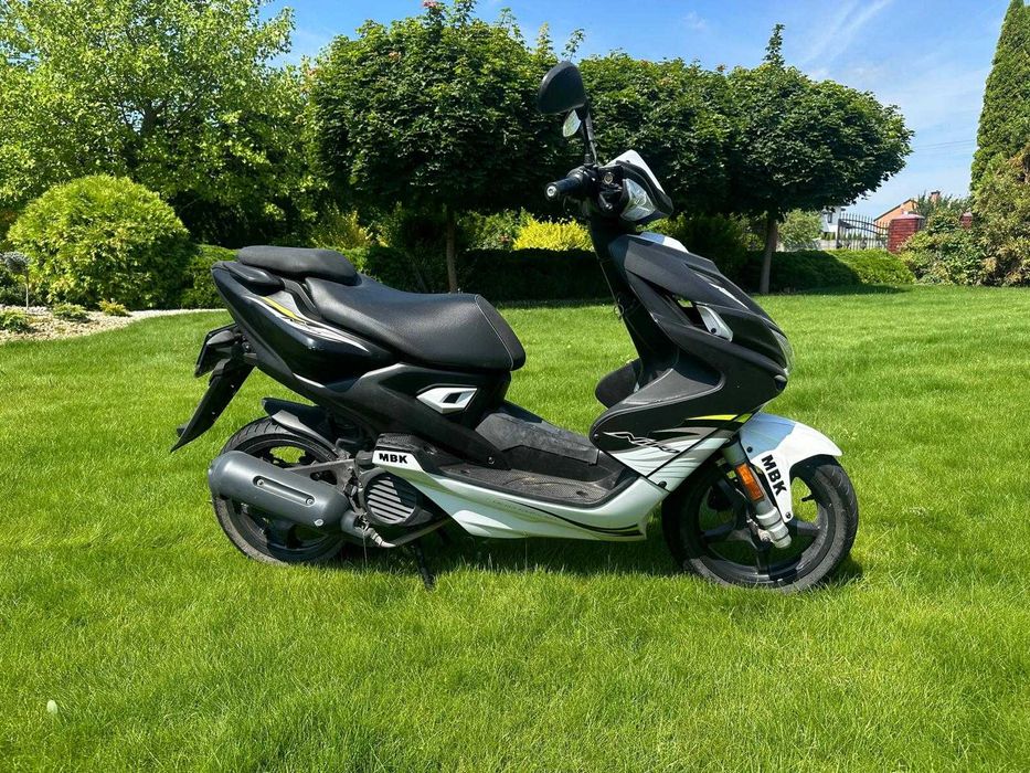 Skuter YAMAHA Aerox