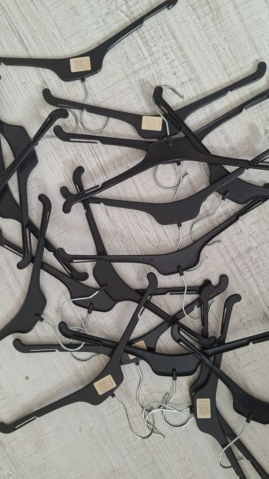 Тремпеля, вешалки