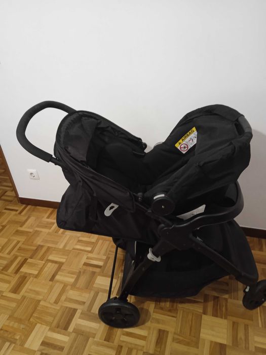 Carrinho de bebe novo