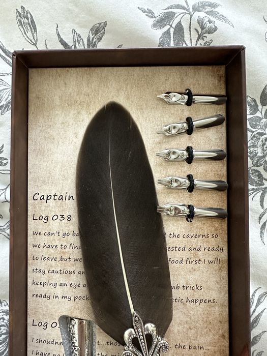 Feather Pen Set Novo