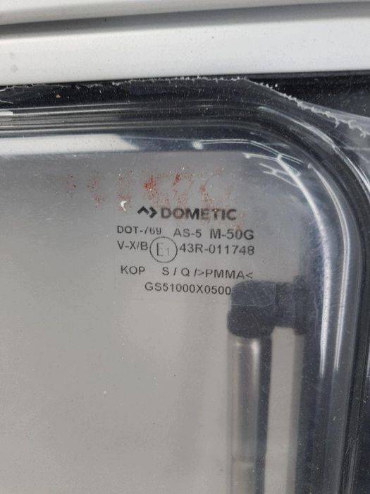 new okno kamper szyba rama dometic s4 1000x500 seitz hymer 100x50