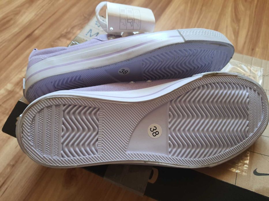 Półtrampki American Club r.38