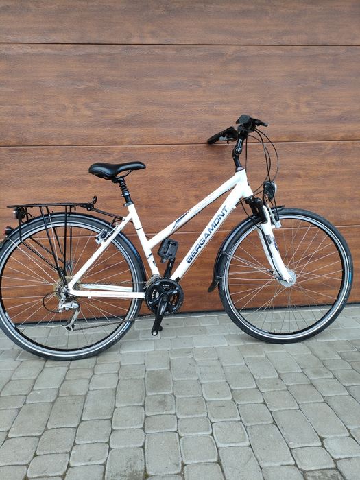 Rower trekkingowy BERGAMONT koła 28 rama aluminiowa