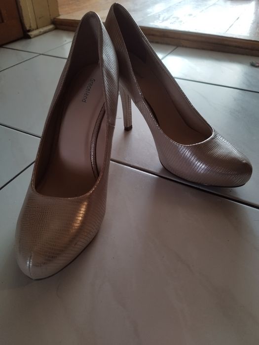 Buty Szpilki perełki