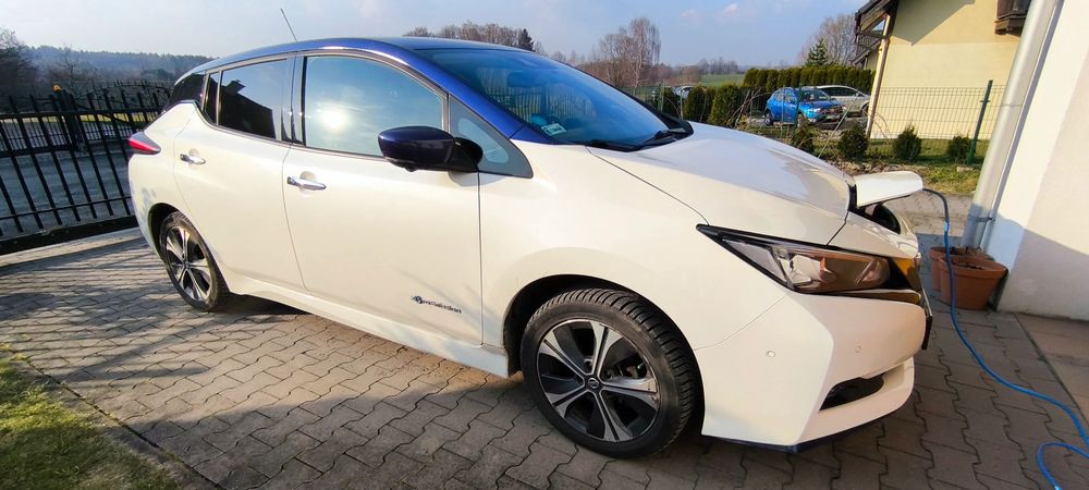 Nissan Leaf Nissan Leaf 2019 Tekna najbogatsza wersja, 217KM, jasne skóry salon PL