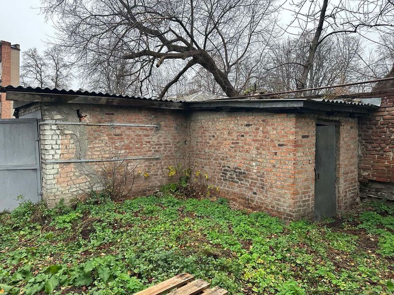 Сдам в аренду гараж / склад по ул Покровская