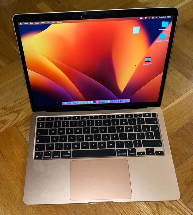 Apple MacBook Air 13 M1, 16 GB pamięci RAM, 256 GB dyskiem SSD GOLD