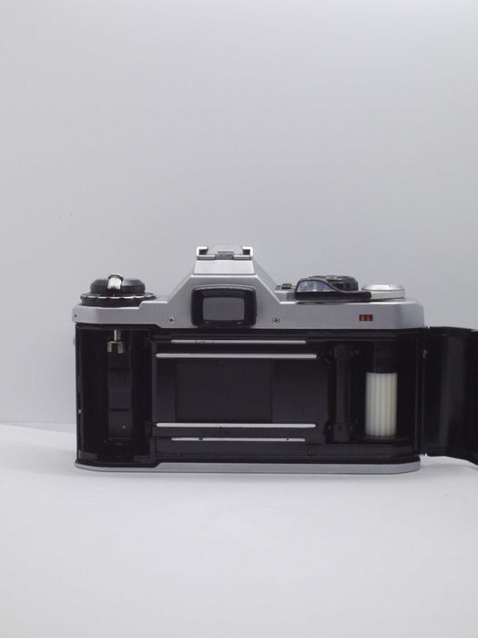 Pentax ME Super + SMC Pentax-M 50mm f/1.7