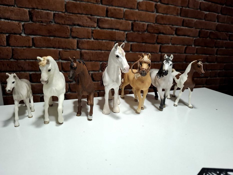 Kolekcja koni schleich