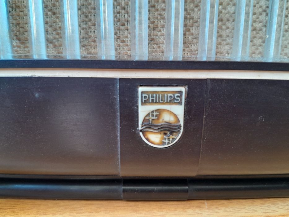 Rádio Philips a válvulas anos 50