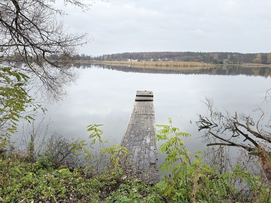 Продаж земельної ділянки 25 соток біля річки в селі Скраглівка.