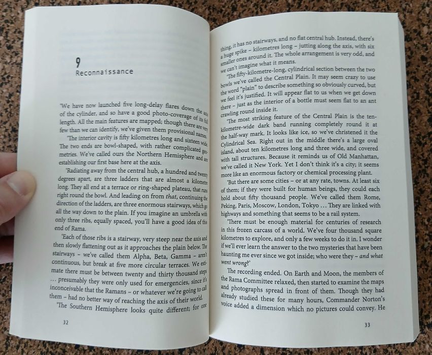 Livro - Rendezvous With Rama (Arthur C. Clarke)
