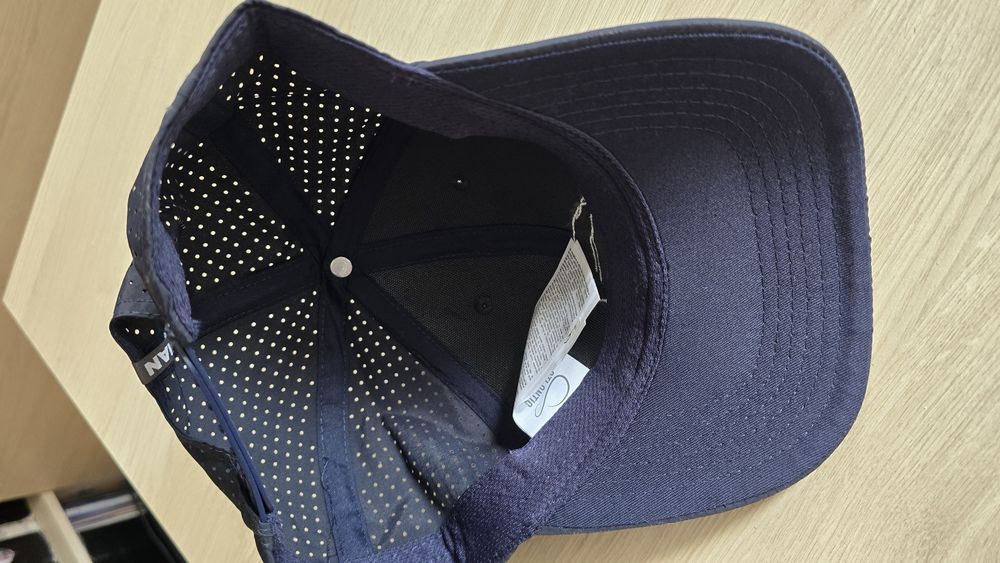 Czapka z daszkiem MAN