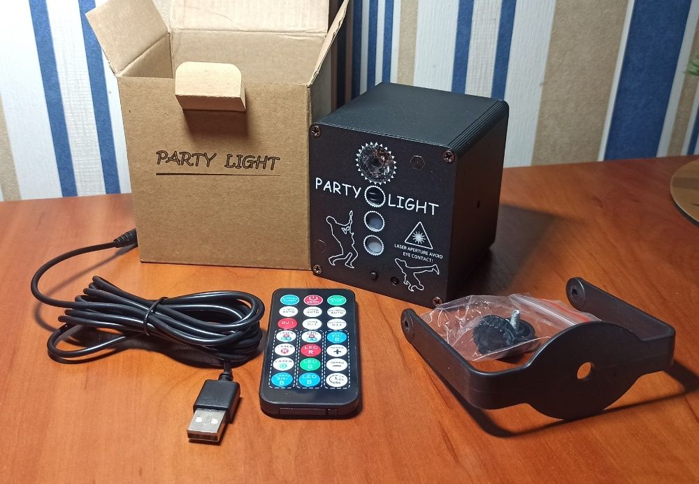 Красочный лазерный проектор (лазерных лучей)