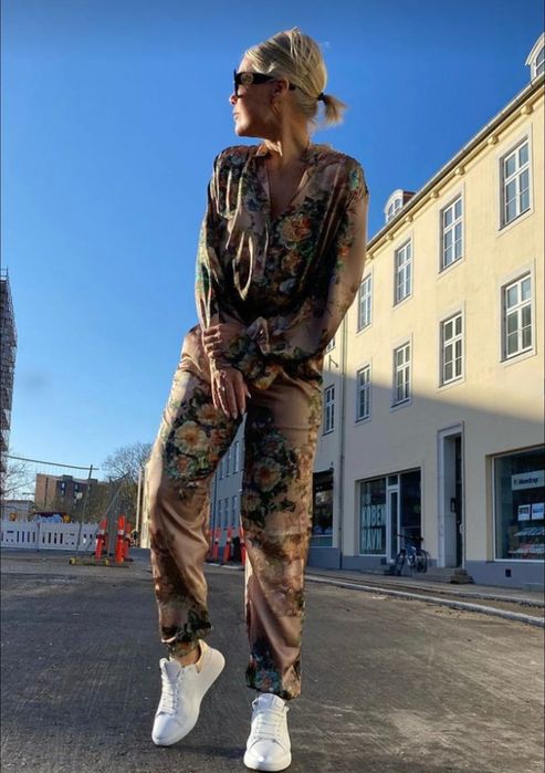 Костюм бренд Корнелии Copenhagen