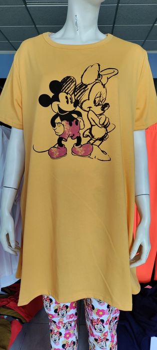 Vestido 4,50 Euros.                    Só para REVENDA