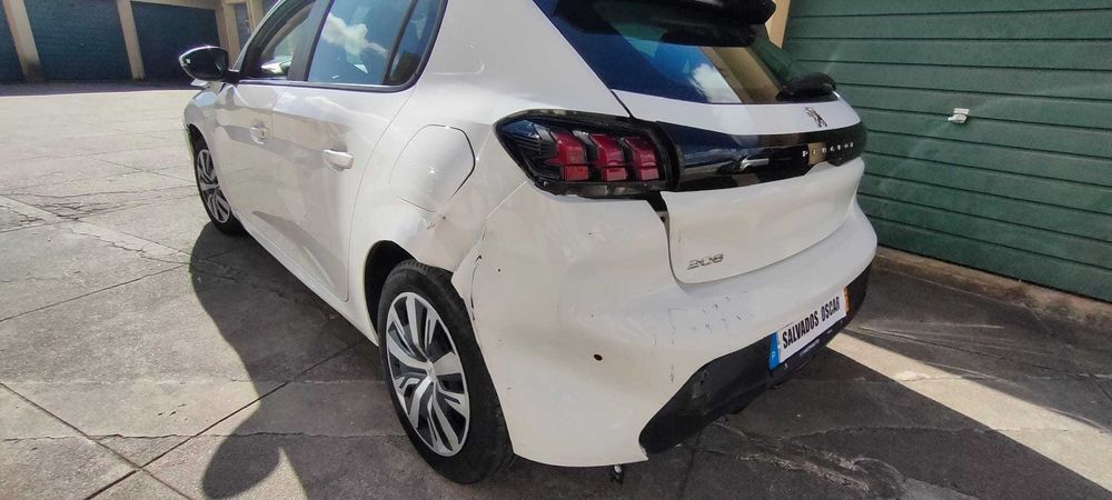PEUGEOT 208 1.2 PureTech Gasolina