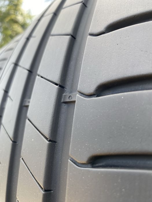 225/60/18 XL Sprzedam pare opon Bridgestone