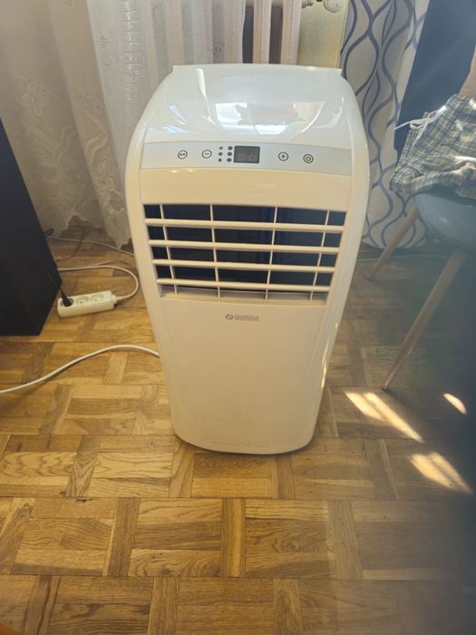 Sprzedam klimatyzator w doskonałym stanie.