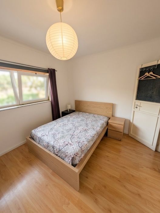 Quarto alugar junto ao Metro Gaia