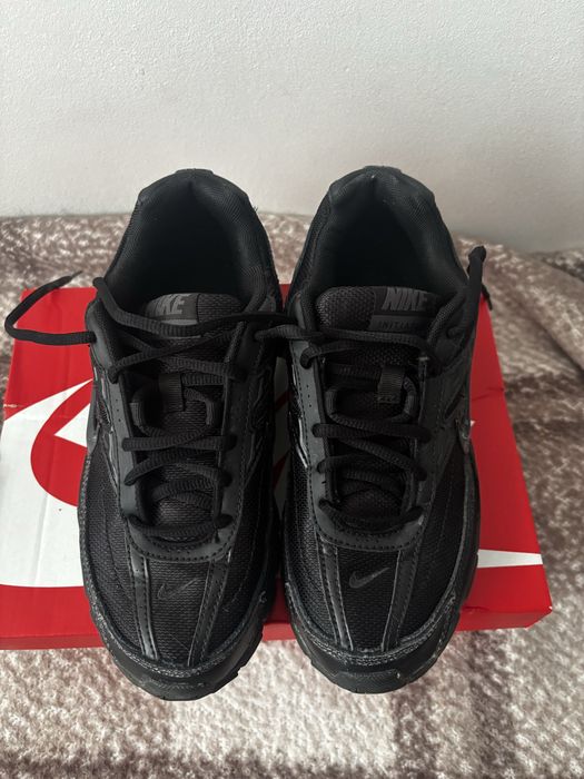buty nike initiator