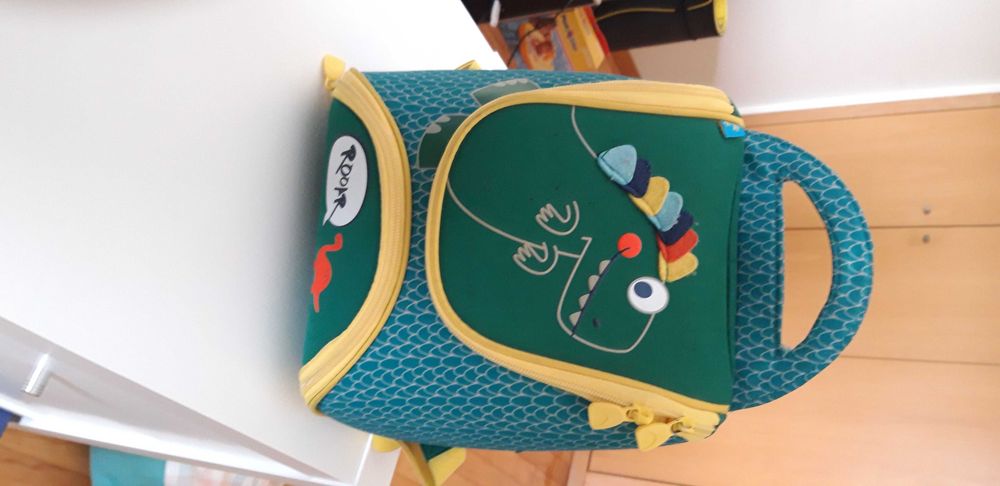 Mochila bébé/criança - Dinossauro (em bom estado)