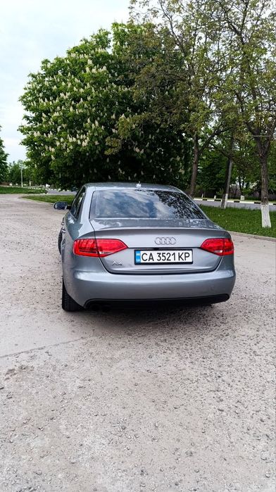 ПРОДАМ Audi A4B8   2.0TFSI