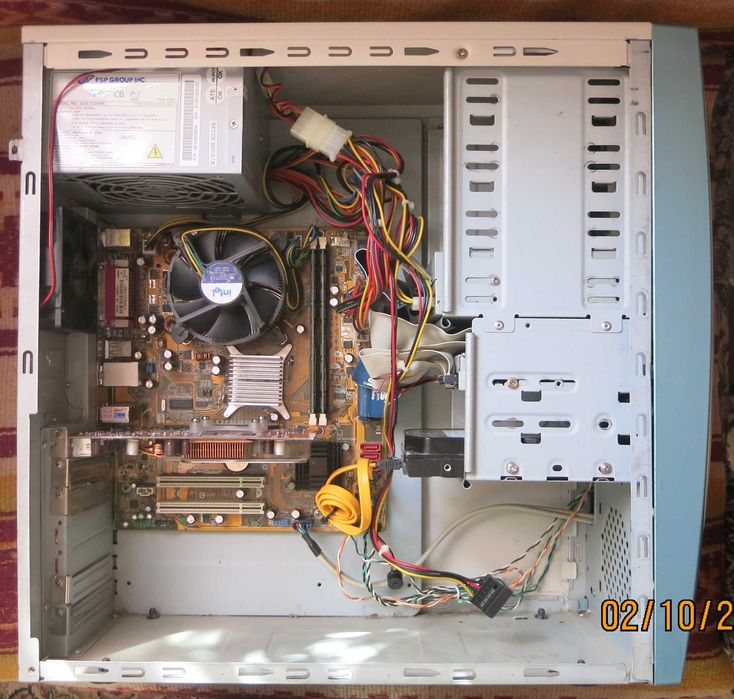 МB Asus P5RD2-VM/Intel D945 3,4Ghz/PCIE Asus EAX1650 Pro 256/4Gb DDR2