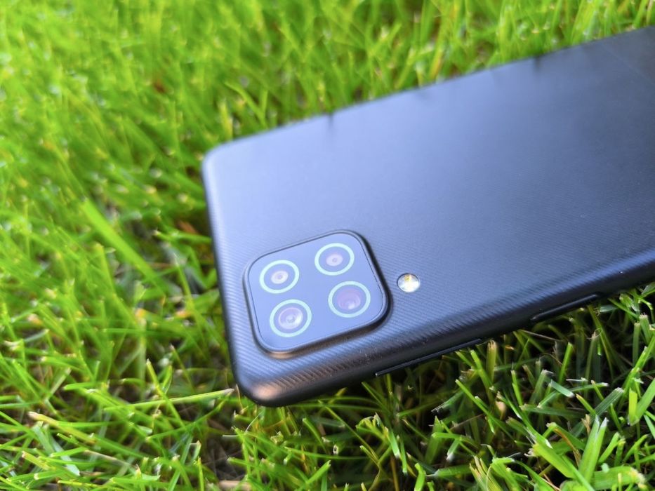 Samsung Galaxy A12