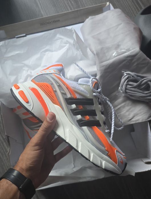 Adidas Jellyfish tam.42