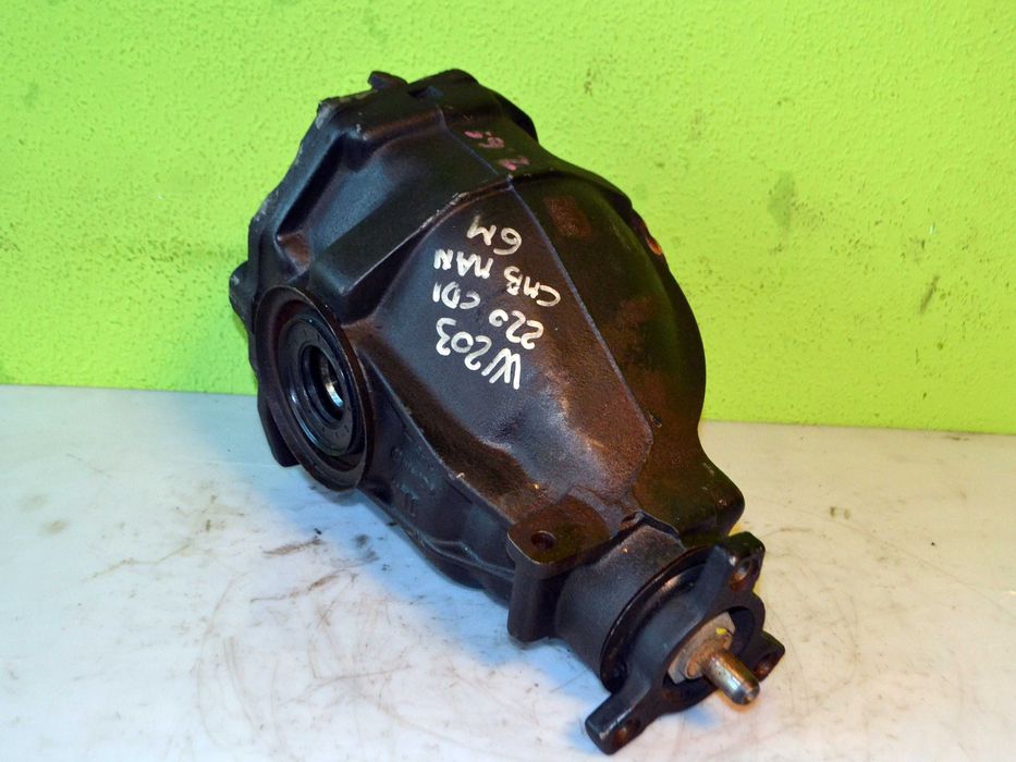 Dyferencjał Dyfer Tył MERCEDES C KLASA W203 2.2 CDI   2.65