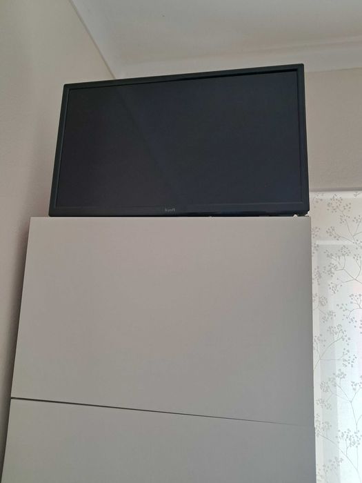 Televisão Kunft 63"