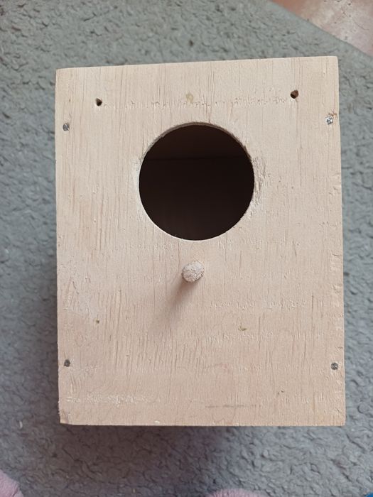 Домик - гнездо для птиц