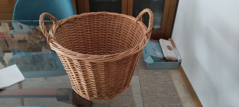 Vendo cesto de verga