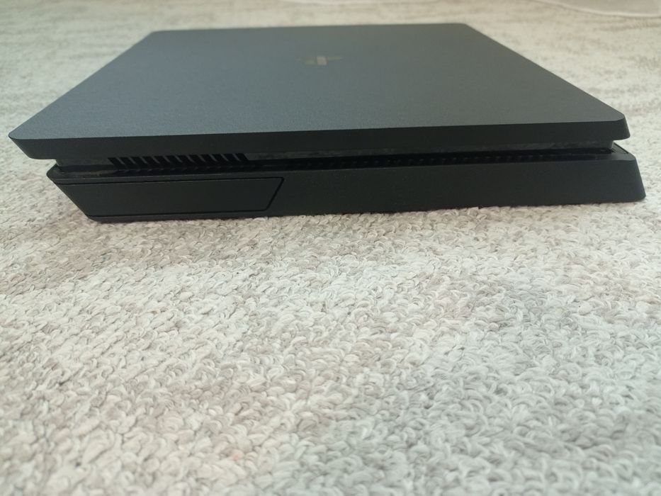 Playstation 4 Slim 1TB