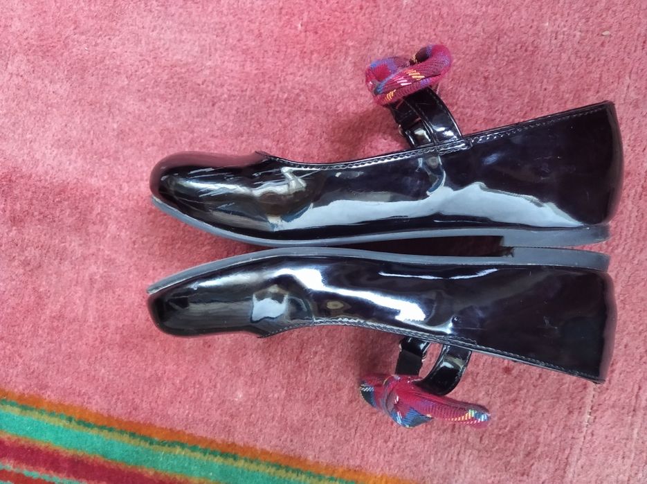 Продам гарні туфельки