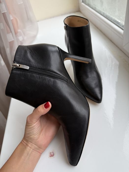 Ботильйони clarks натуральна шкіра