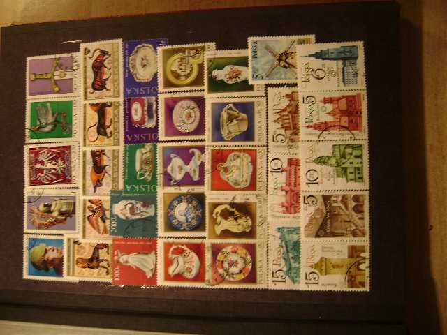 Znaczki pocztowe polskie kasowane Zestaw 667 sztuk+klaser A4/24 strony