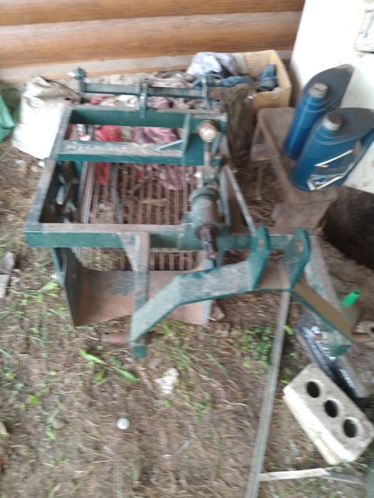 Картоплекопачка вібраційна