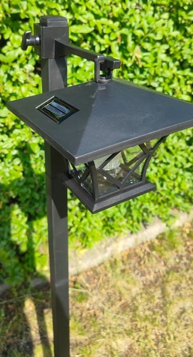 Lampa Solarna Ogrodowa LED Zewnętrzna Latarnia Wbijana Słupek 155 cm Czarna