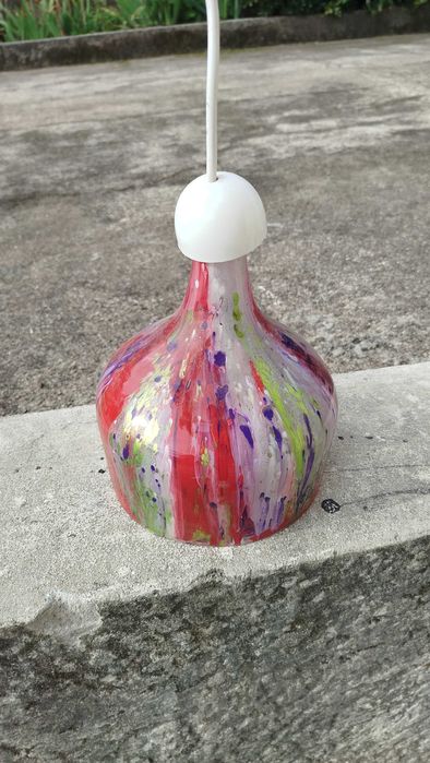 Candeeiro único feito de garrafão