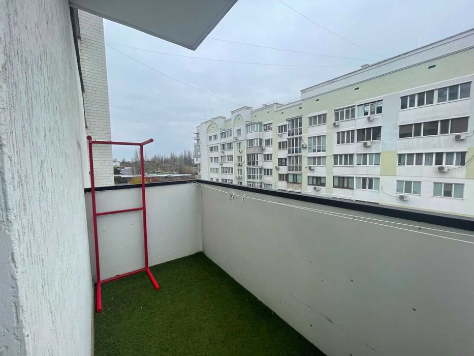 Продаю 4-х кімнатну  квартиру. 134 м. Північний. Свердловина