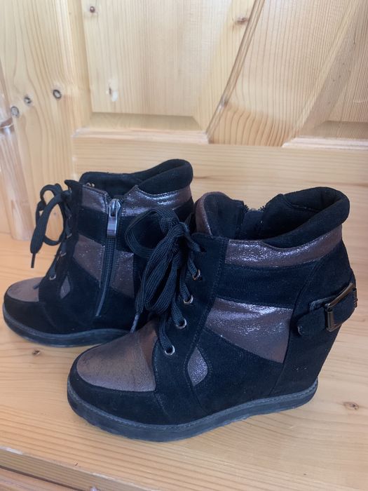 Ботінки замшеві 38 р.