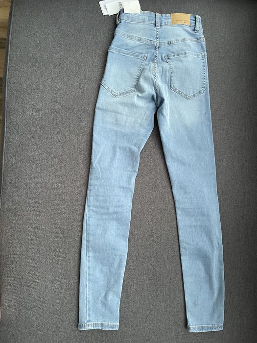 Spodnie 164/xs ginatricot nowe