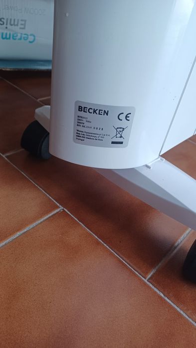 Emissor Térmico Becken 2000 W