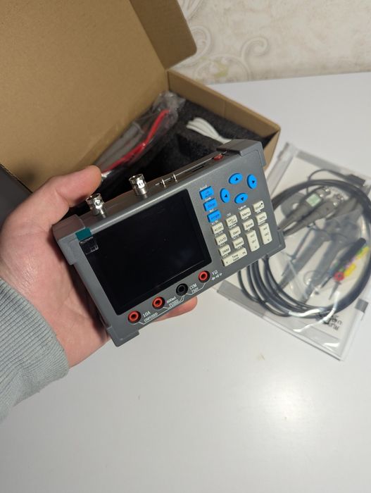 Zeeweii DSO3D12,новий портативний осцилограф 120мг ,генератор,мультиме