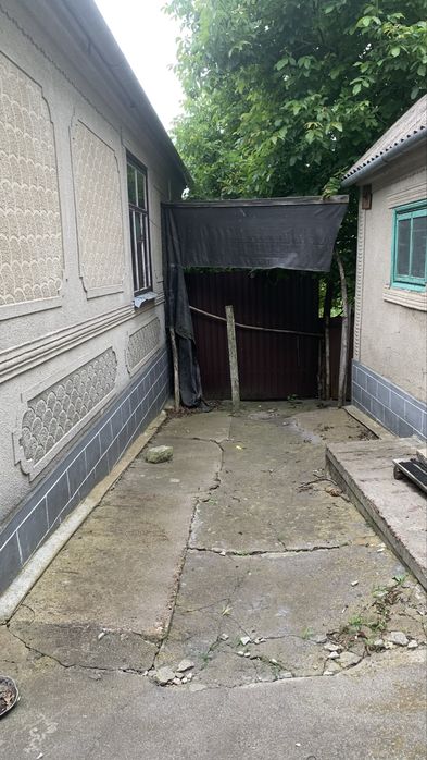 Продається будинок в смт. Вендичани