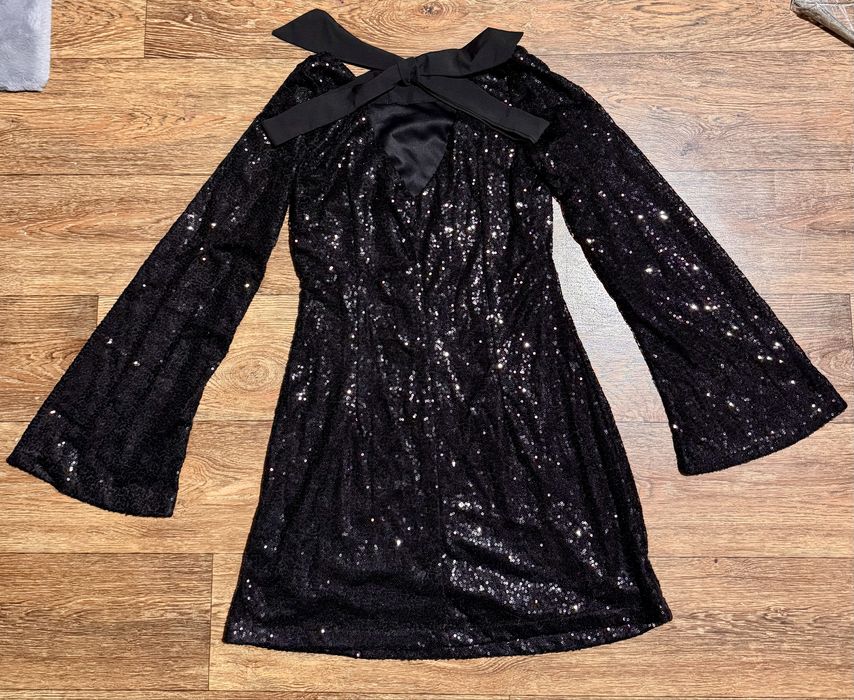 Плаття з паєтками с,м