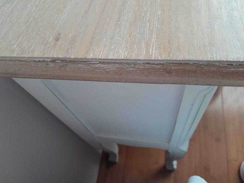 Conjunto 2 mesas de cabeceira vintage novas