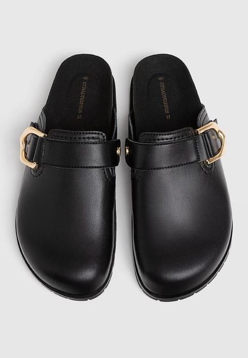 Нові чорні шкіряні клоги сабо stradivarius з золотою пряжкою мюлі